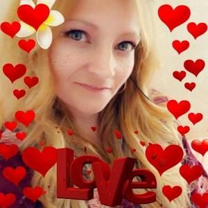 Meet your Posher, Loura